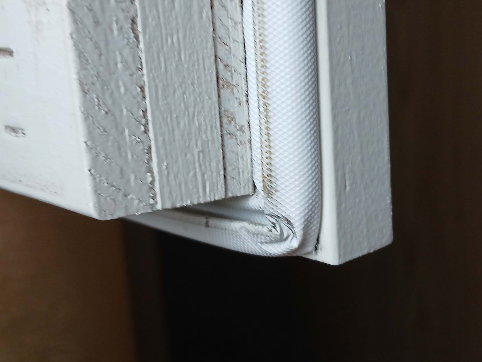 ikkunahuollossa tiivisteiden uusiminen